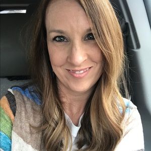 Meet your Posher, Jennifer